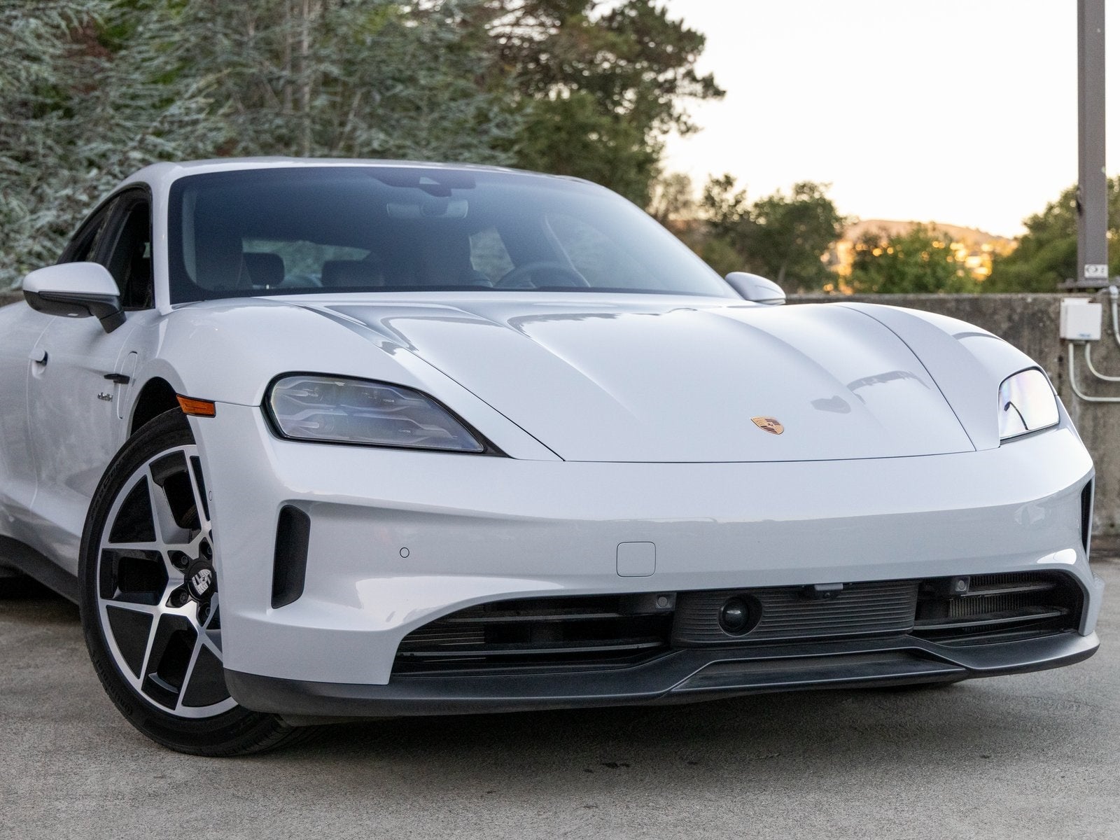 2025 Porsche Taycan Taycan