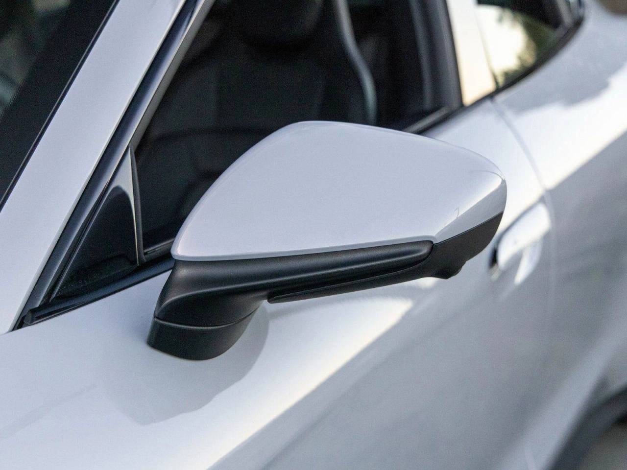 2025 Porsche Taycan Taycan