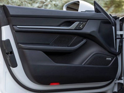 2025 Porsche Taycan Taycan