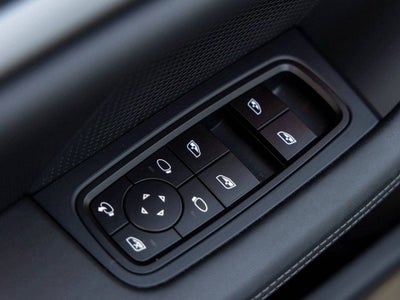 2025 Porsche Taycan Taycan