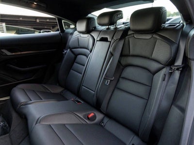 2025 Porsche Taycan Taycan