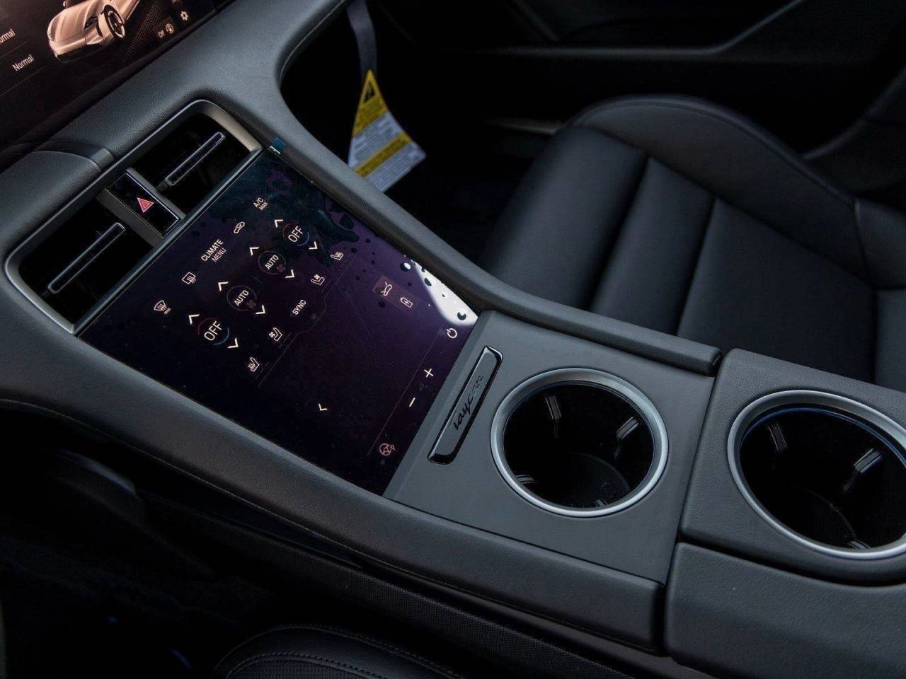 2025 Porsche Taycan Taycan