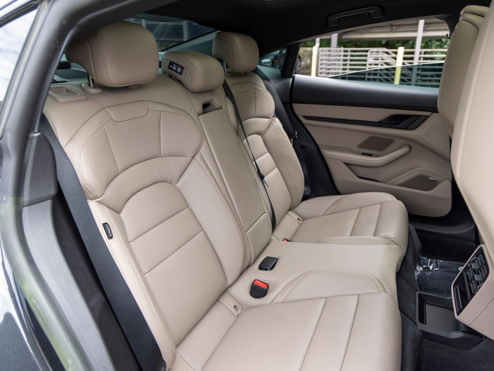 2023 Porsche Taycan Taycan (MY23)