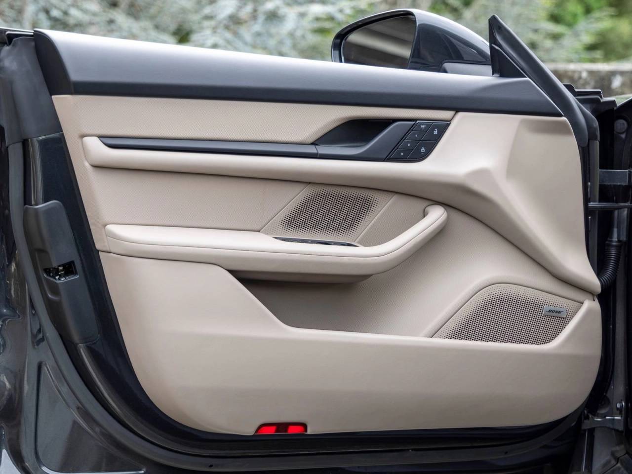 2023 Porsche Taycan Base