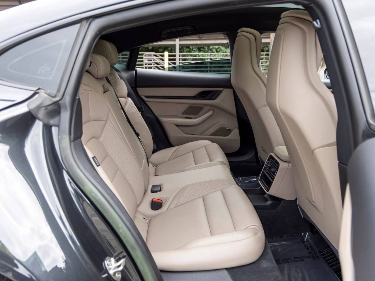 2023 Porsche Taycan Base