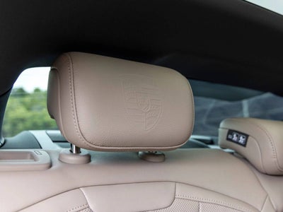 2023 Porsche Taycan Base