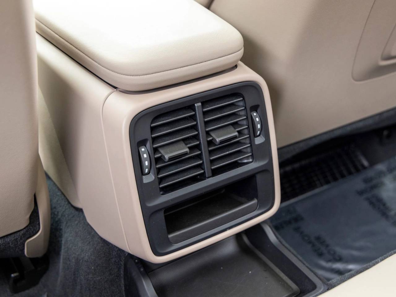 2023 Porsche Taycan Base