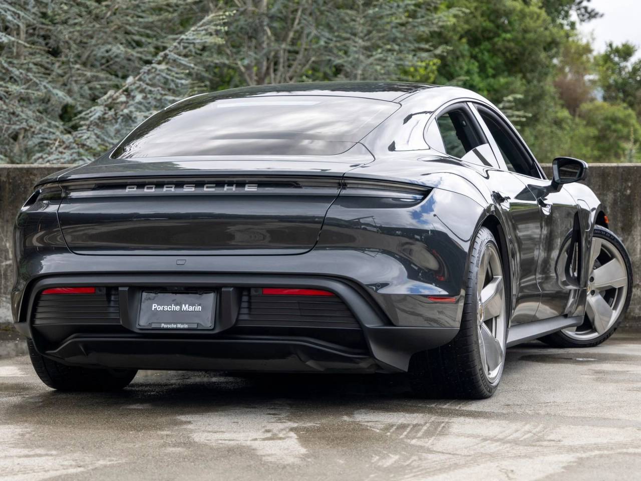 2023 Porsche Taycan Base