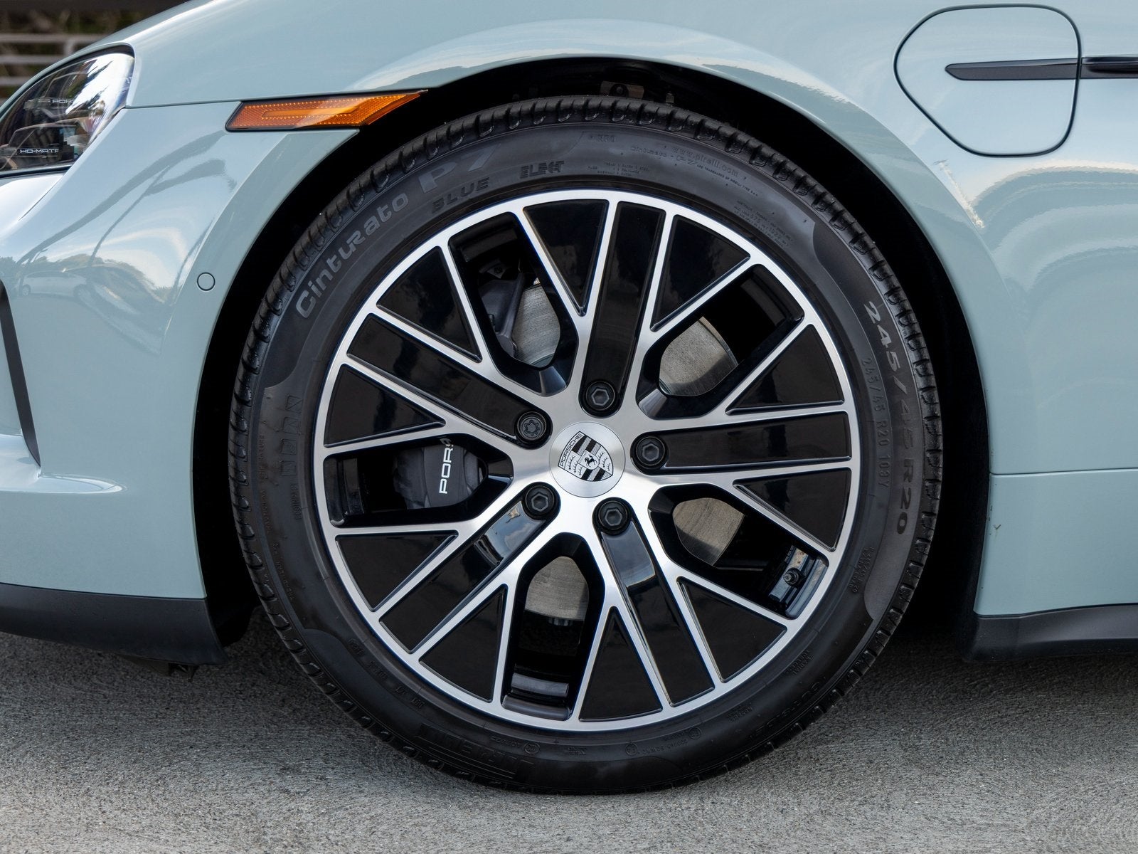 2025 Porsche Taycan Taycan