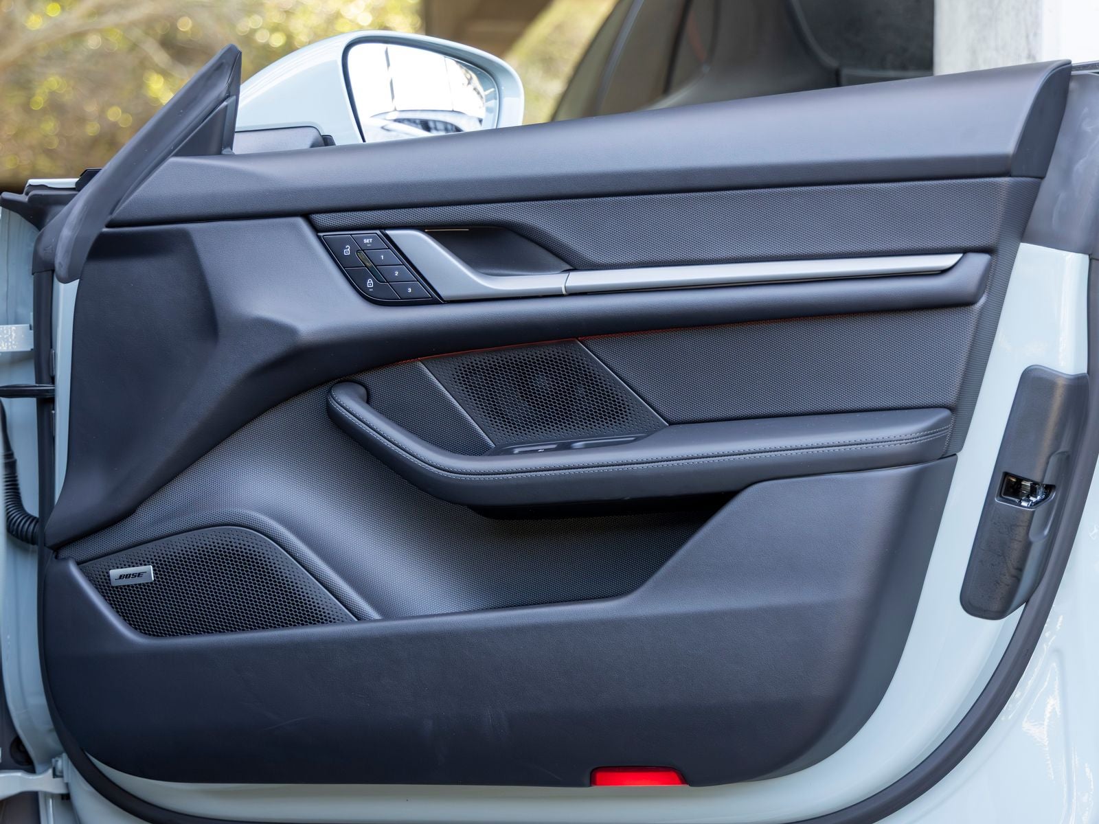 2025 Porsche Taycan Base