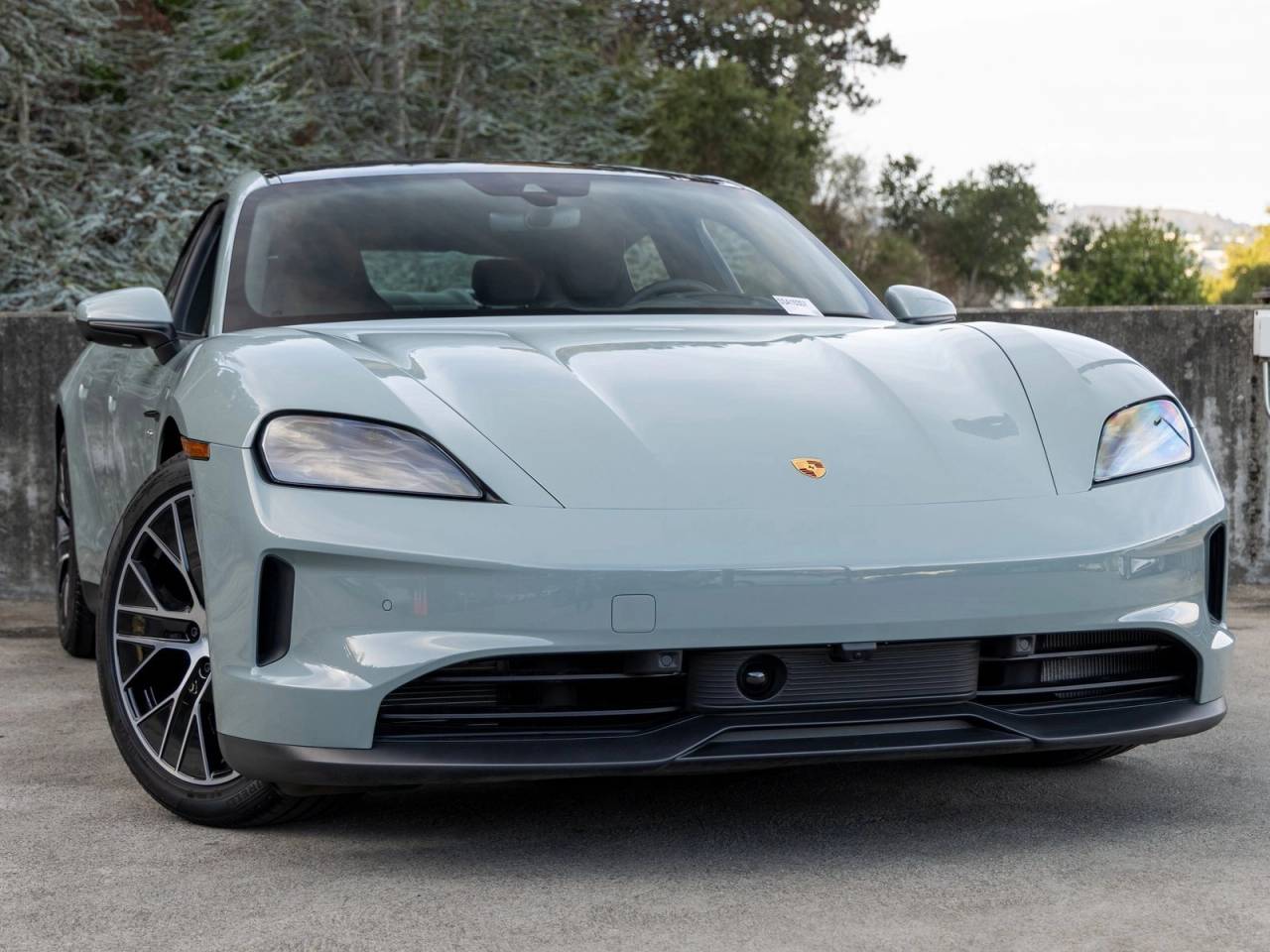 2025 Porsche Taycan Taycan