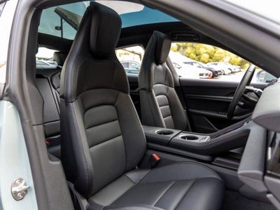 2025 Porsche Taycan Taycan