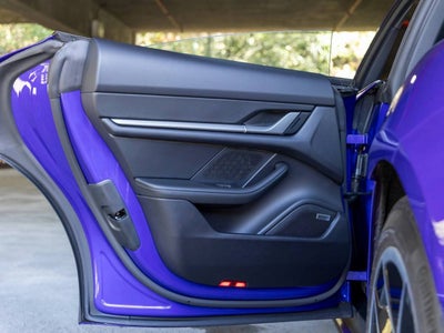 2025 Porsche Taycan Taycan 4