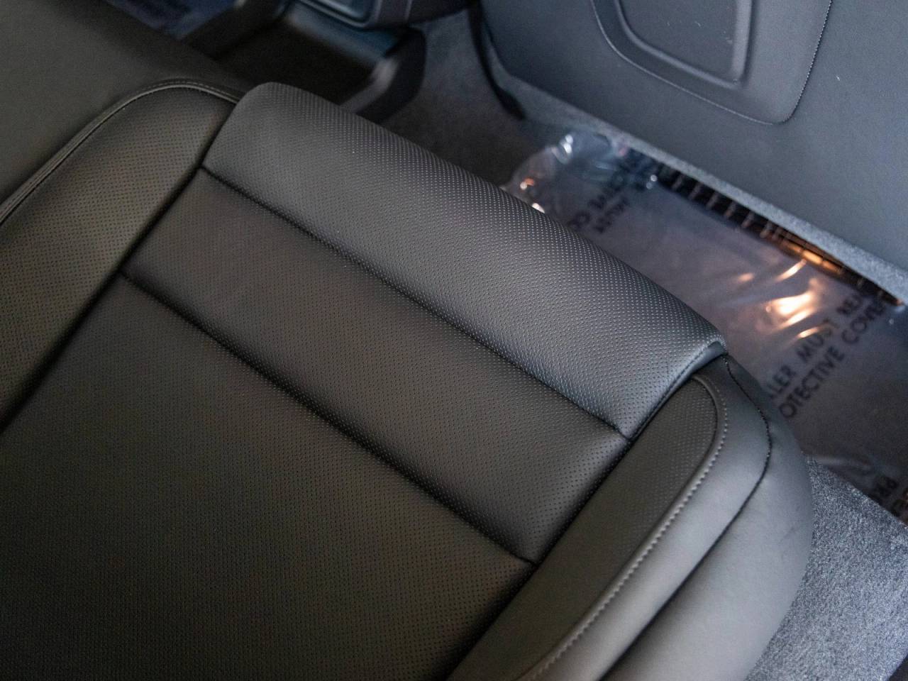 2025 Porsche Taycan Taycan 4