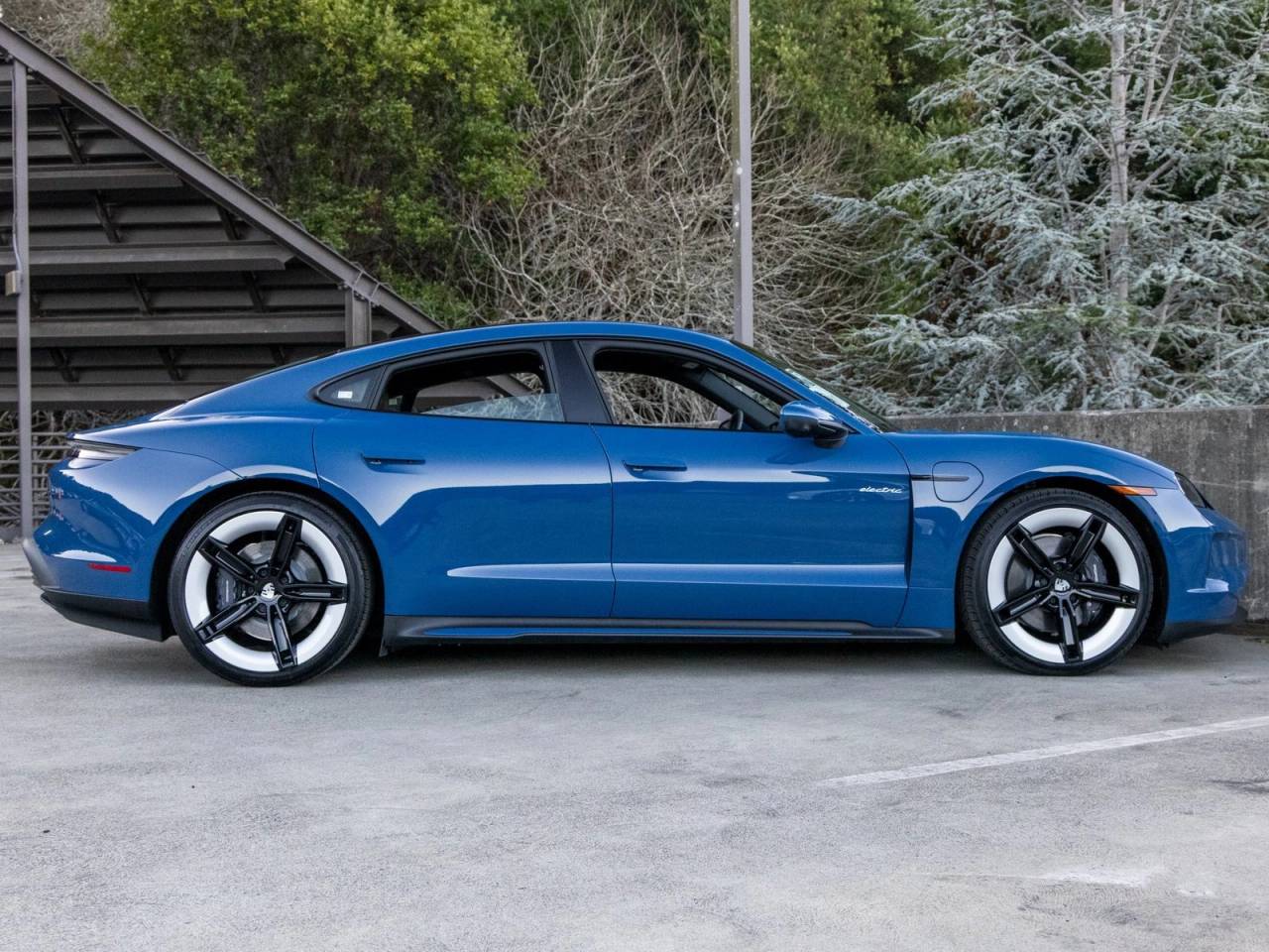 2025 Porsche Taycan Taycan 4