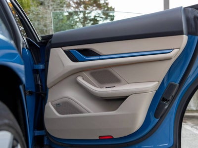 2025 Porsche Taycan Taycan 4