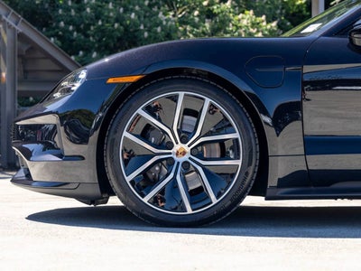 2026 Porsche Taycan 4 Black Edition