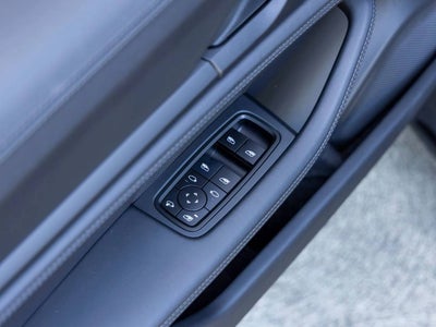 2026 Porsche Taycan 4 Black Edition