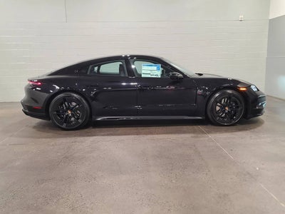 2026 Porsche Taycan Taycan 4 Black Edition