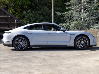 2026 Porsche Taycan 4