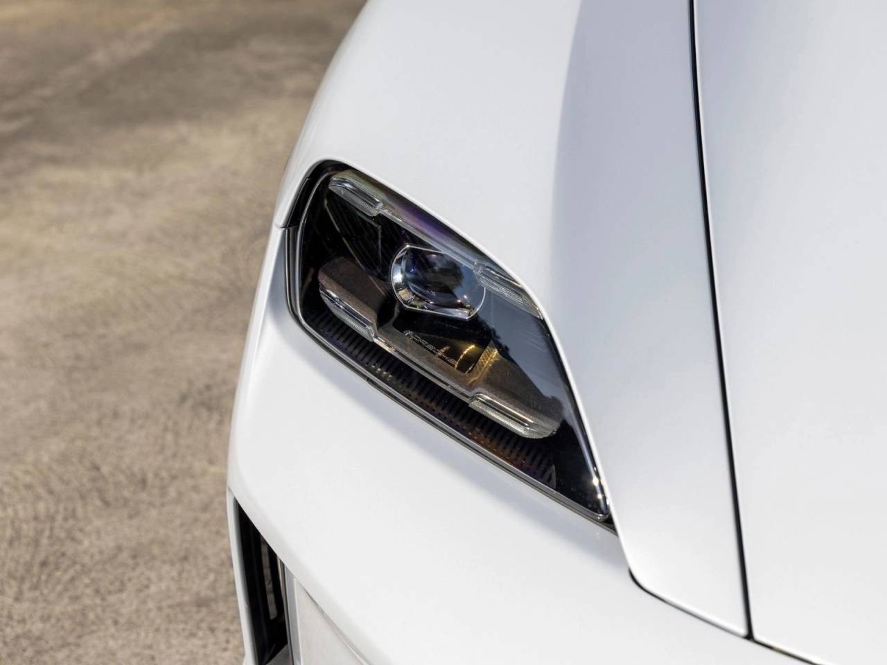 2026 Porsche Taycan 4