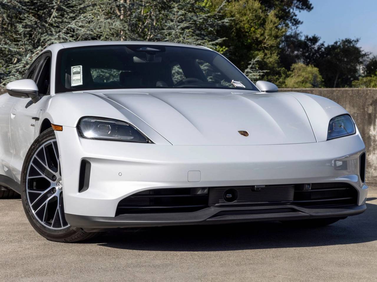 2026 Porsche Taycan 4
