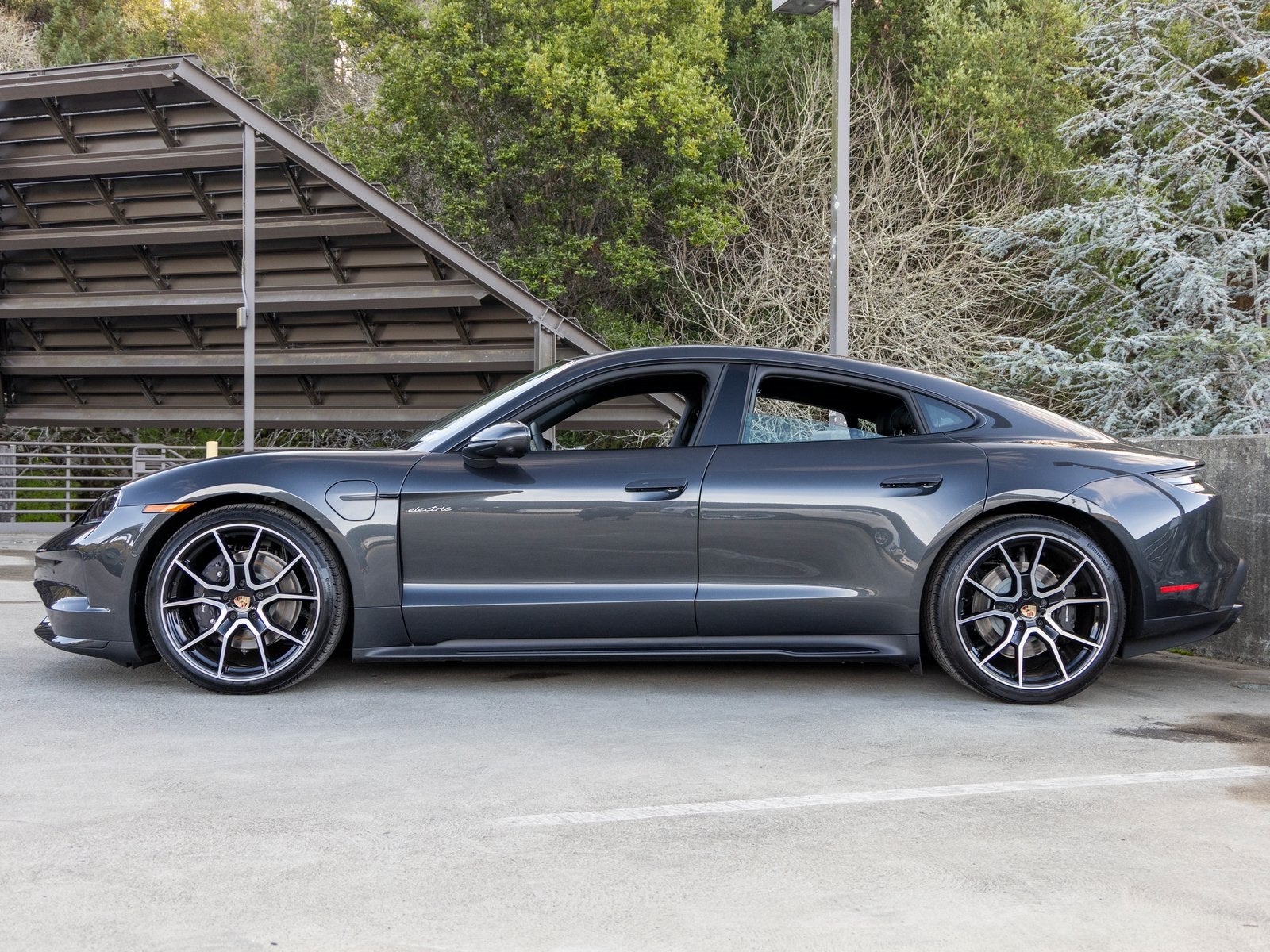 2026 Porsche Taycan 4