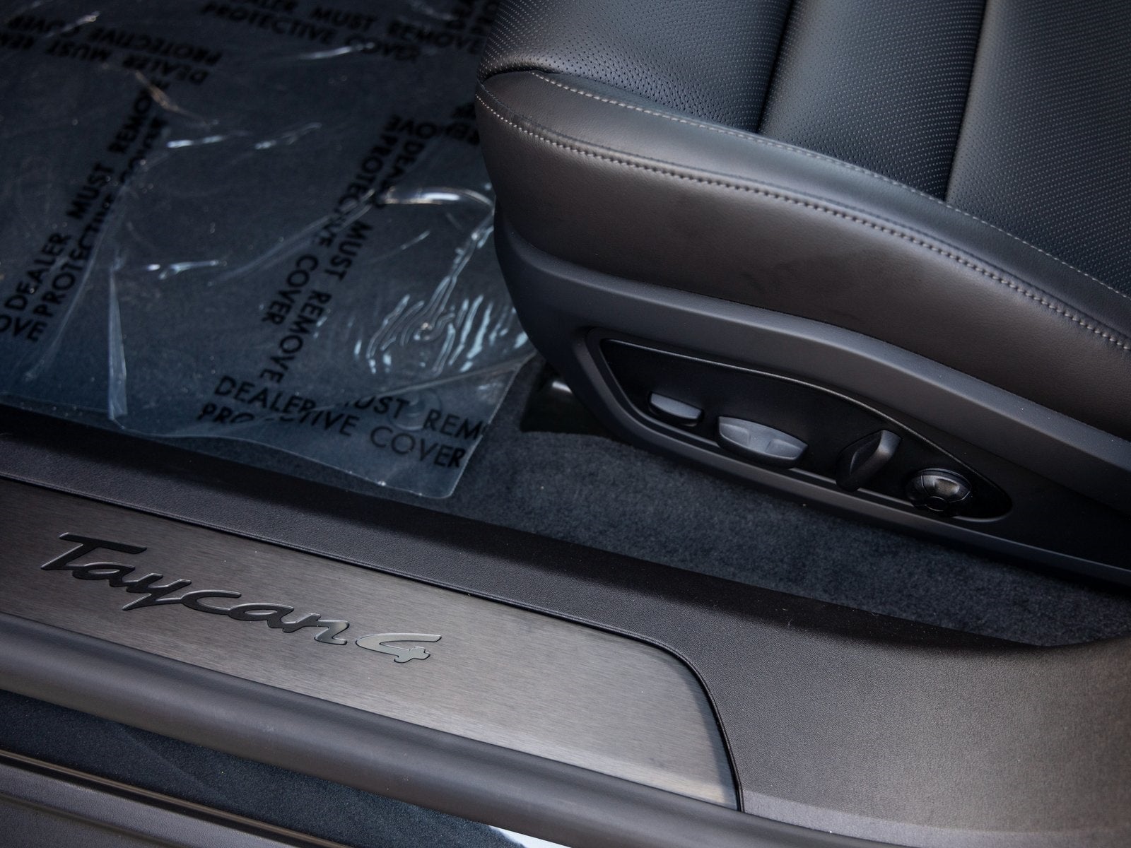 2026 Porsche Taycan 4