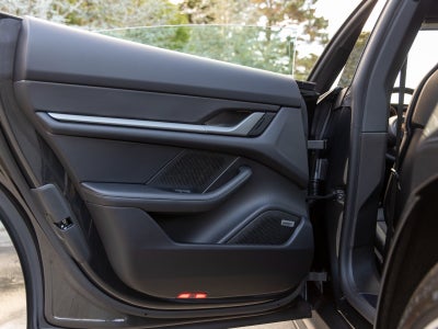 2026 Porsche Taycan 4