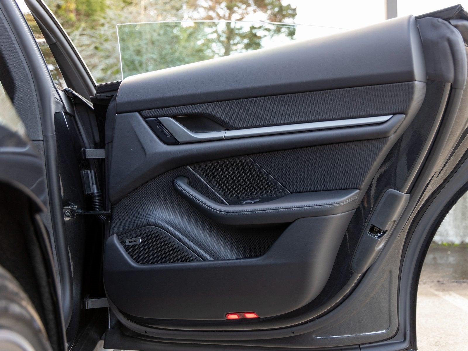 2026 Porsche Taycan 4