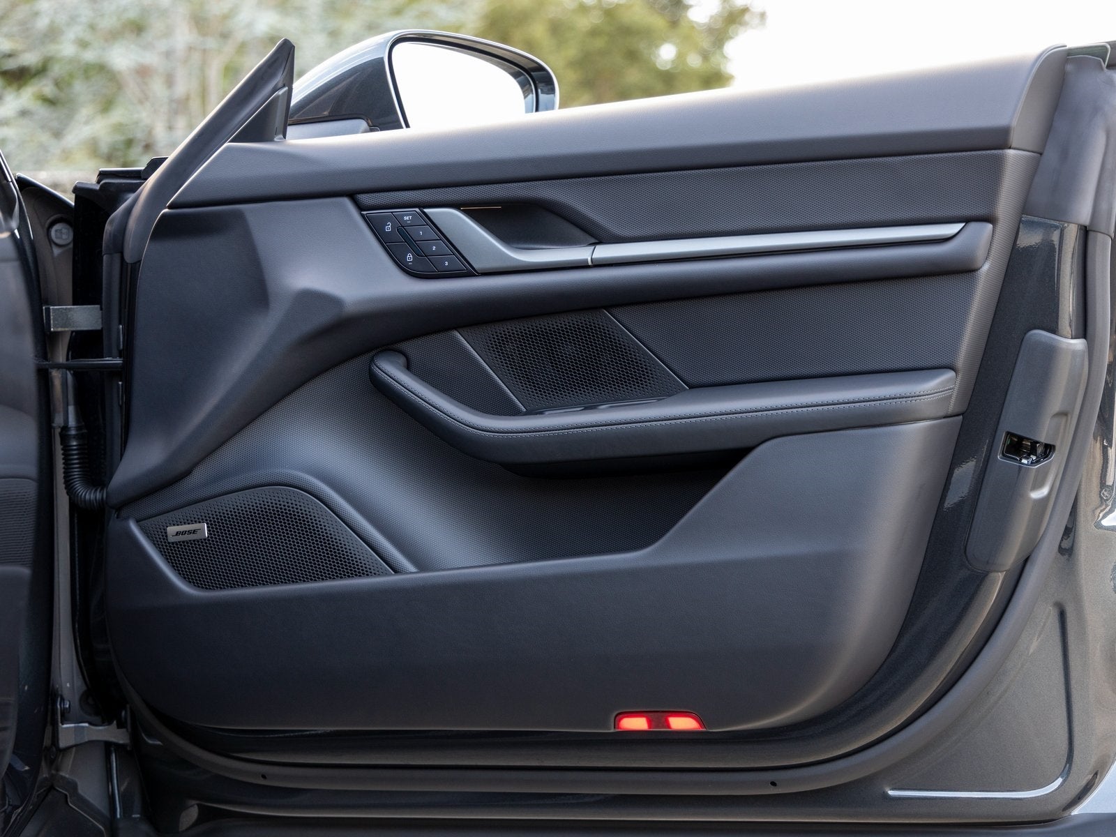 2026 Porsche Taycan 4