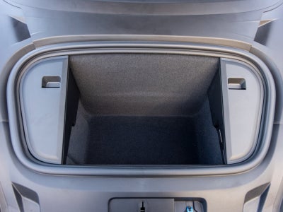 2026 Porsche Taycan 4