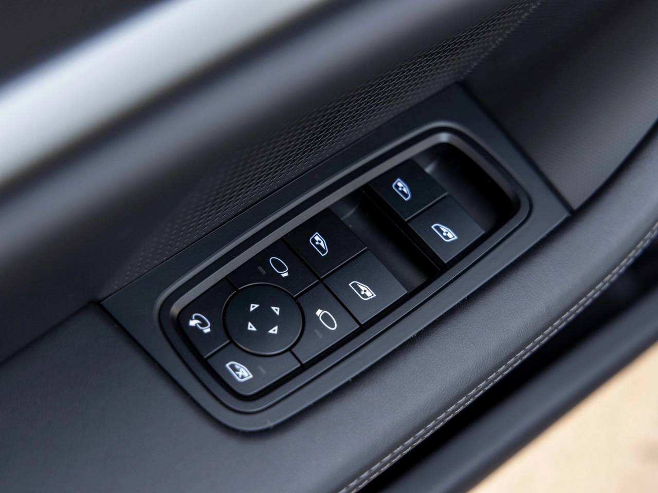 2026 Porsche Taycan Taycan 4