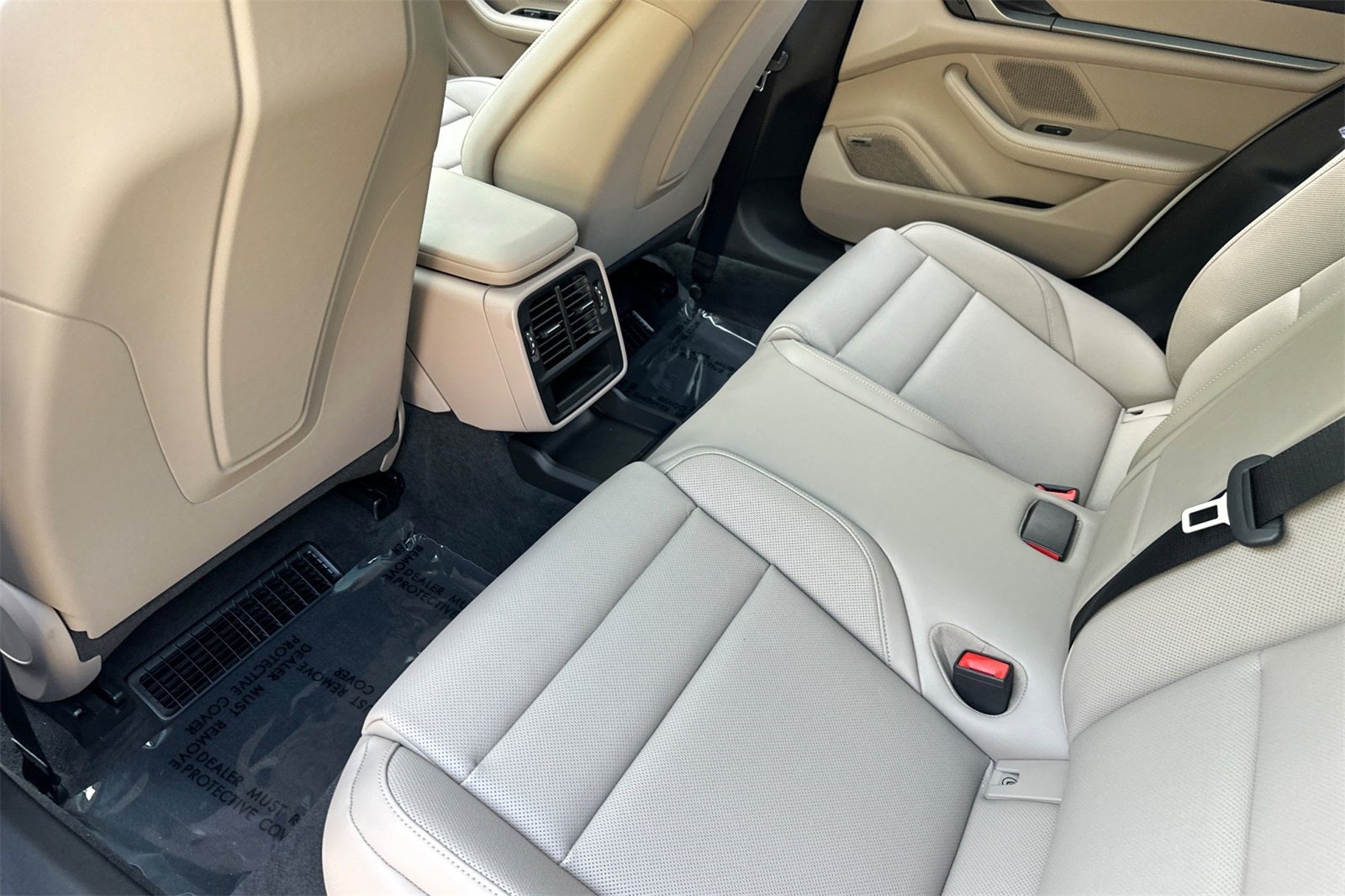 2025 Porsche Taycan Base