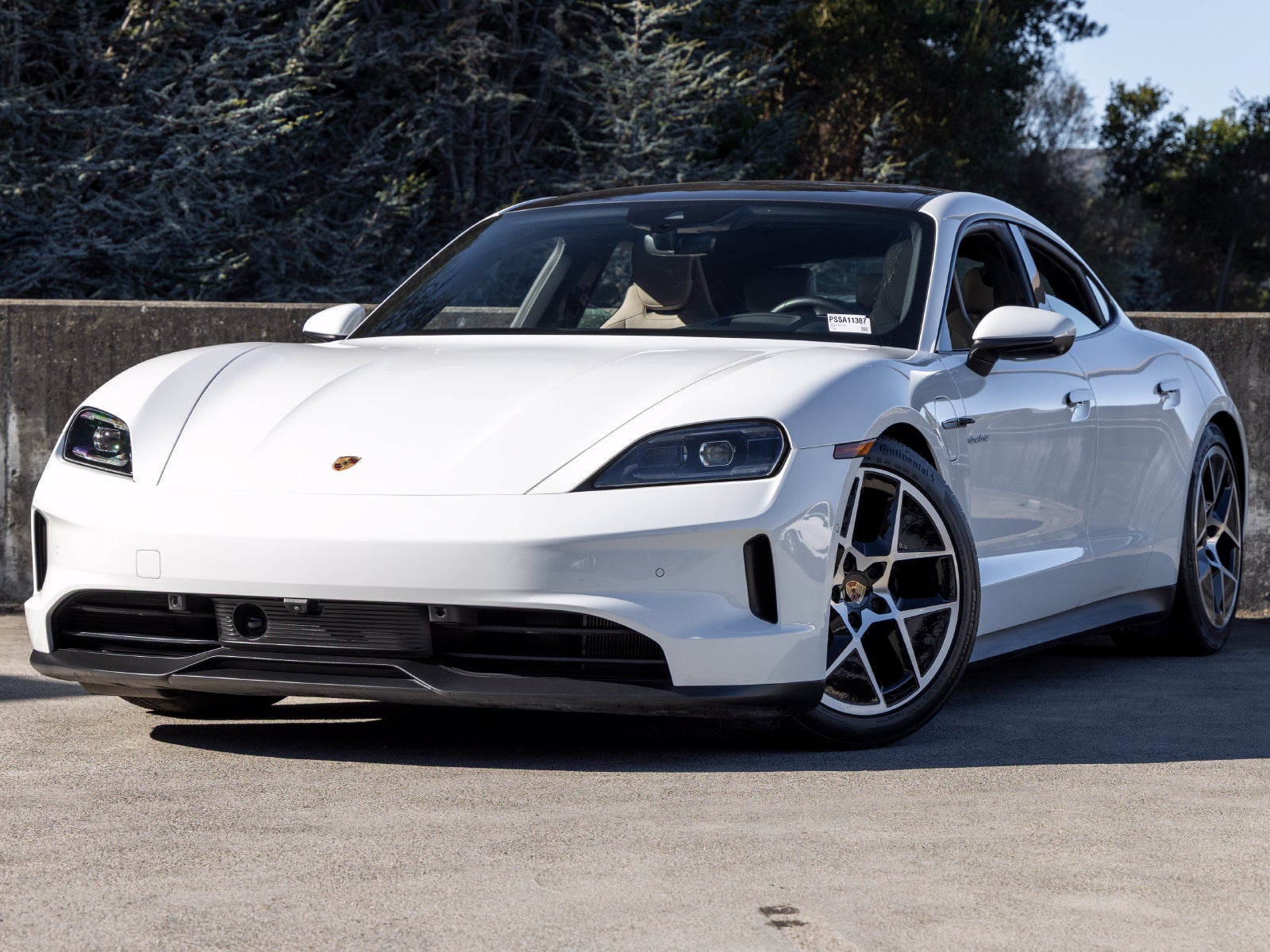 2025 Porsche Taycan Base