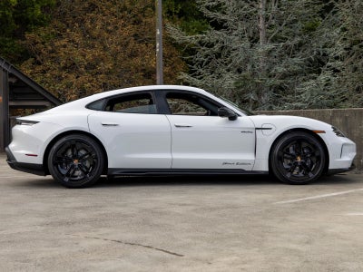 2026 Porsche Taycan Taycan 4 Black Edition