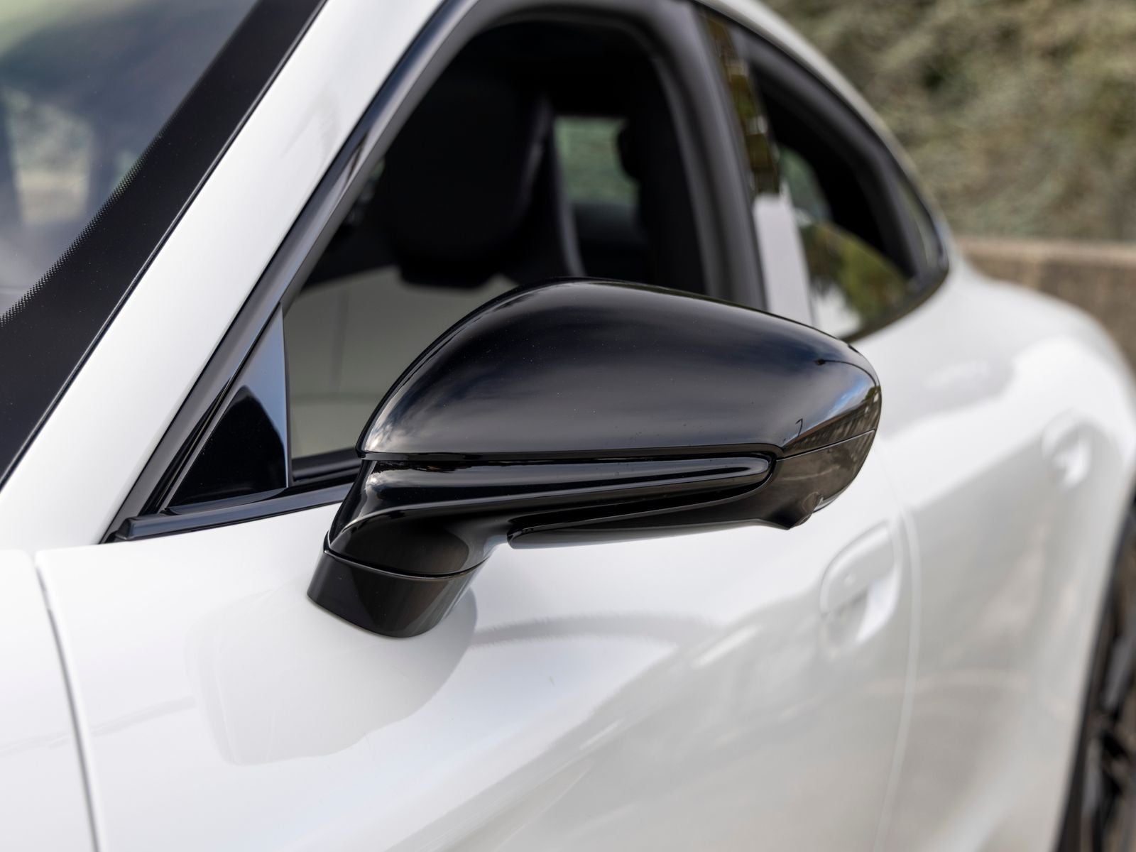 2026 Porsche Taycan Taycan 4 Black Edition
