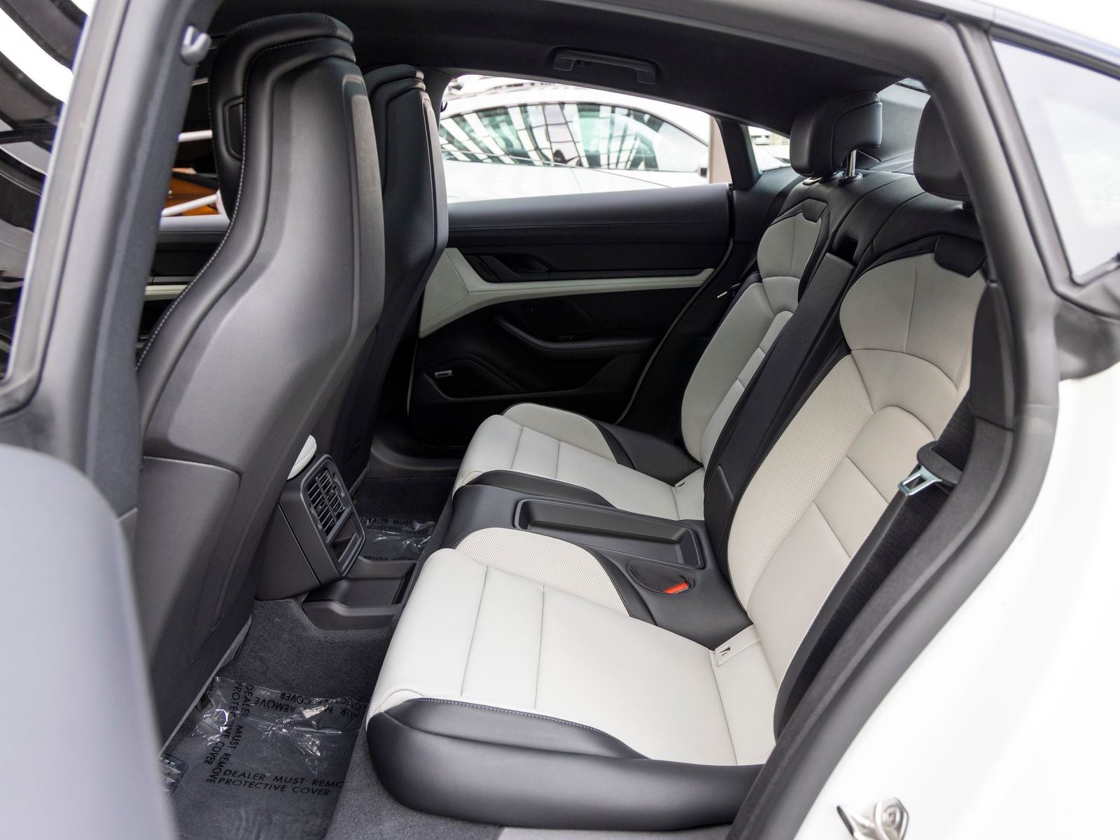 2026 Porsche Taycan Taycan 4 Black Edition