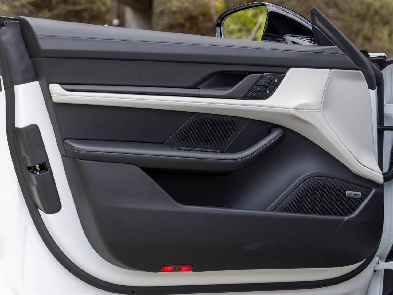 2026 Porsche Taycan Taycan 4 Black Edition