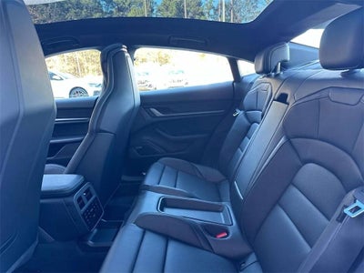 2025 Porsche Taycan Taycan