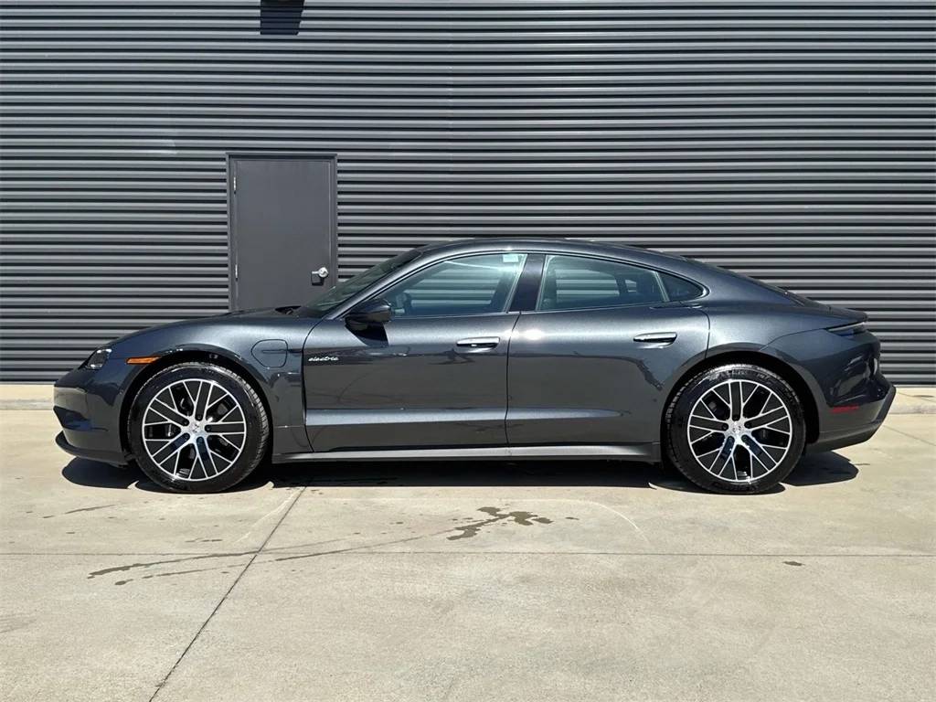 2025 Porsche Taycan Taycan