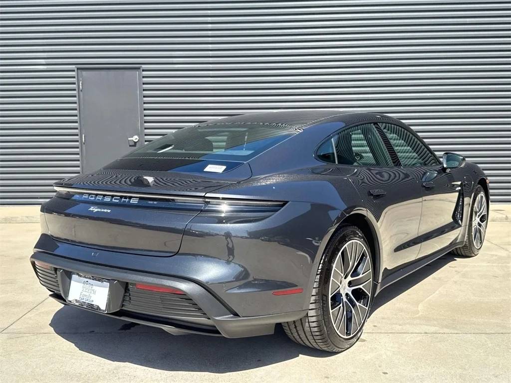 2025 Porsche Taycan Taycan