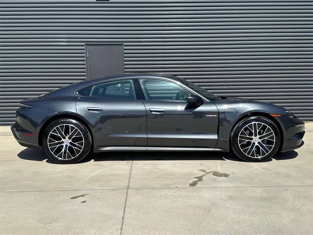2025 Porsche Taycan Taycan
