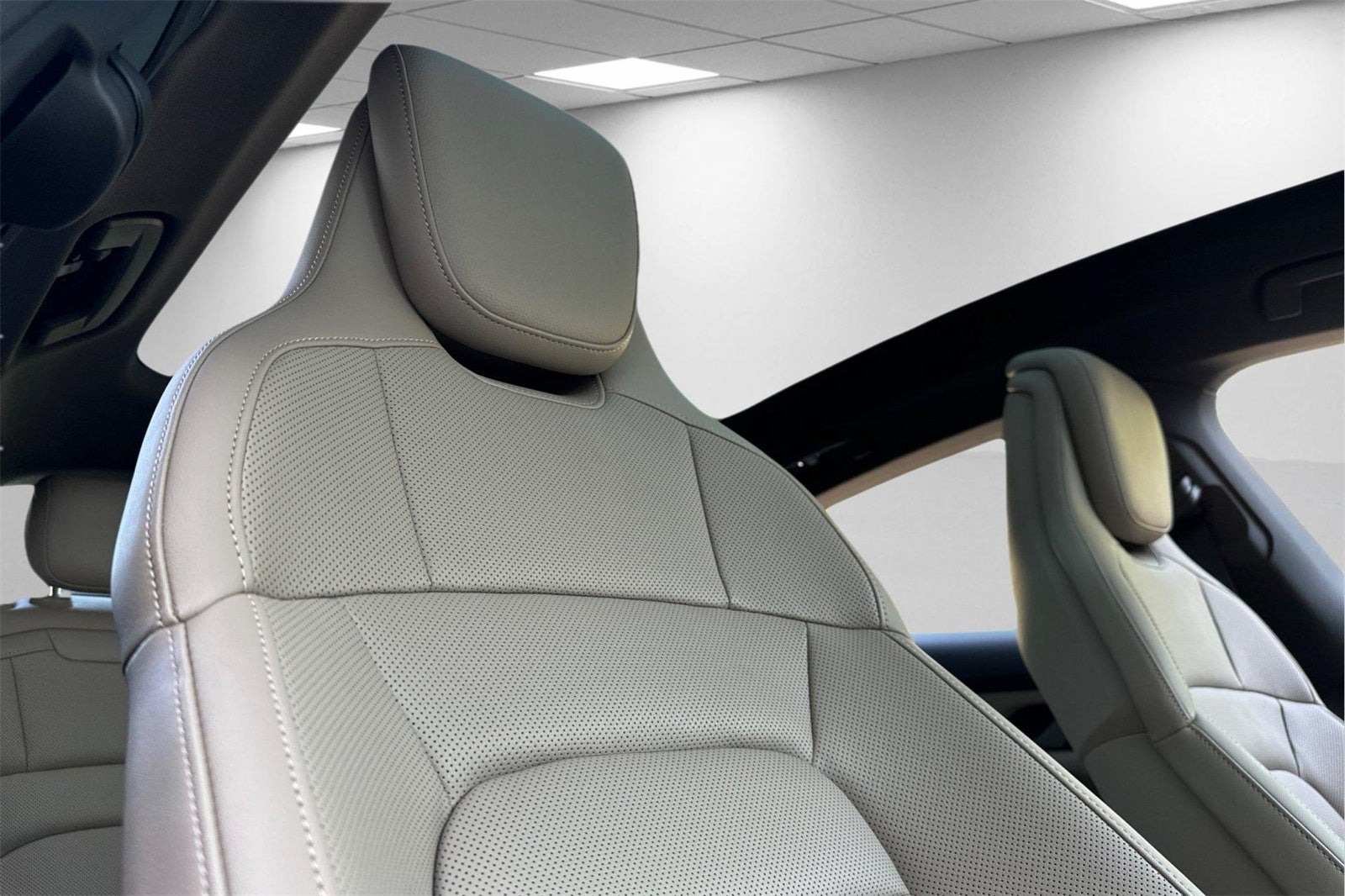 2025 Porsche Taycan Base