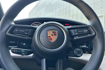 2025 Porsche Taycan Taycan