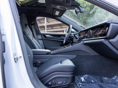 2025 Porsche Panamera Panamera