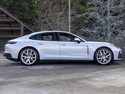 2025 Porsche Panamera Panamera