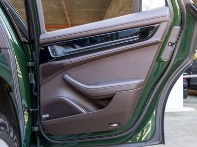 2026 Porsche Panamera Panamera 4