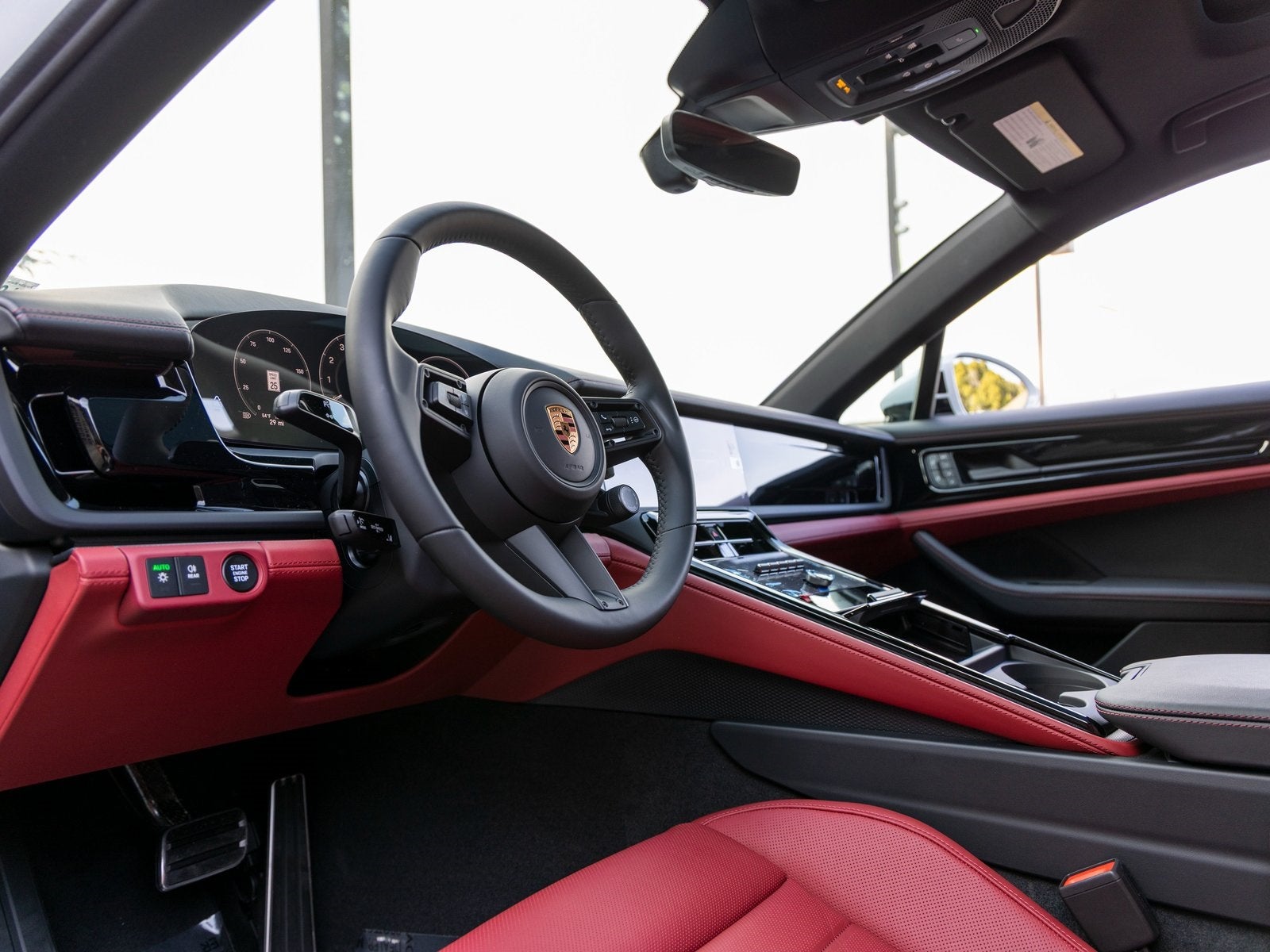 2026 Porsche Panamera 4