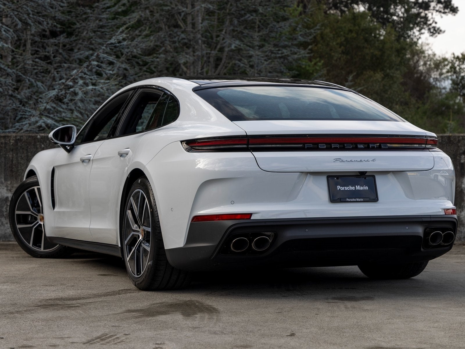 2026 Porsche Panamera 4